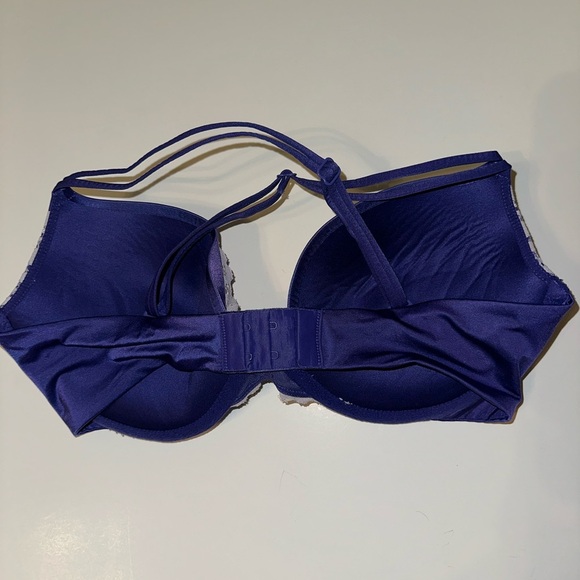 Victoria's Secret Very Sexy Push Up Blue and White Lace Bra 32DD - Picture 2 of 3
